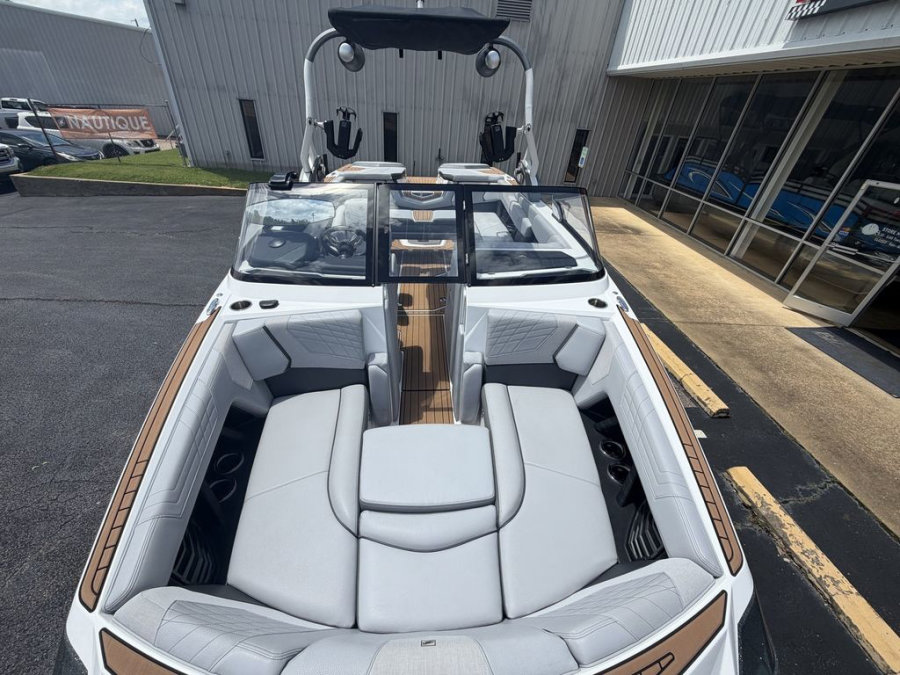2021-nautique-g23-139233-image7