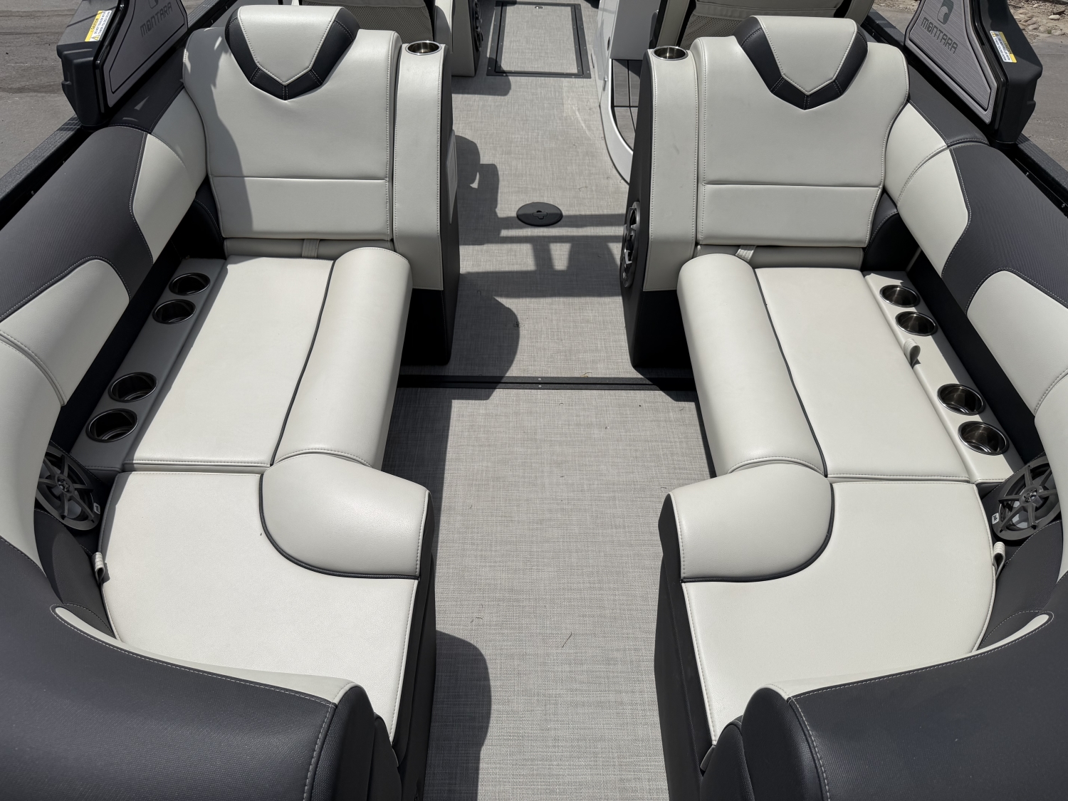 2024 Montara 25' Surf Boss