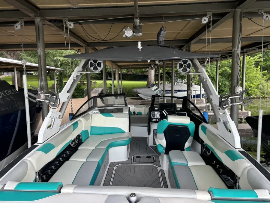 2019-malibu-wakesetter-23-lsv-139340-image1.webp