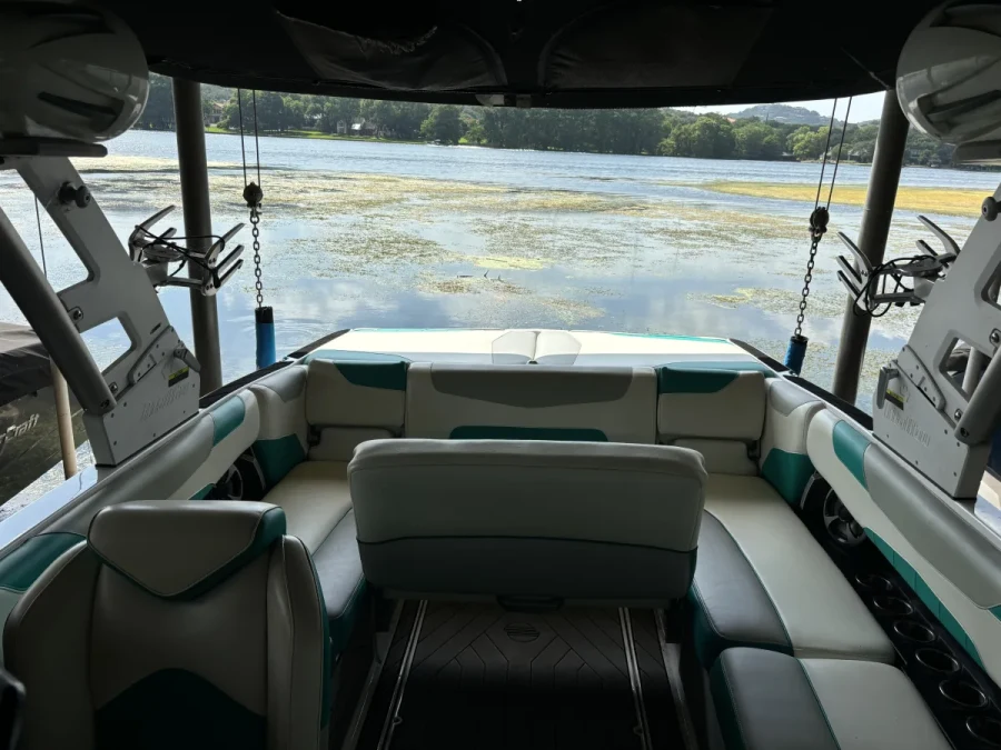 2019-malibu-wakesetter-23-lsv-139340-image2.webp