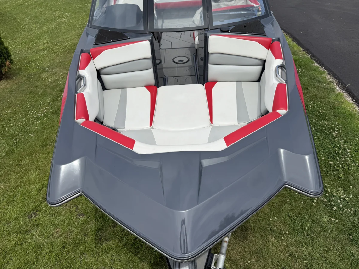 2018 Axis A24, Loaded, Low Hours, Turn-Key Surf & Wake Boat