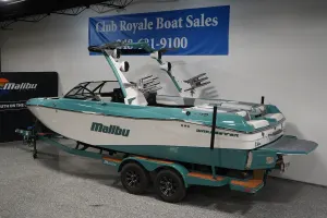 2025-malibu-wakesetter-23-lsv-139373-image8.webp