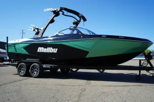 2025-malibu-wakesetter-23-lsv-139376-image1.webp
