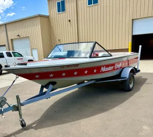 1984-mastercraft-stars-and-stripes-139402-image3.webp