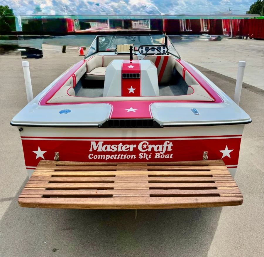 1984-mastercraft-stars-and-stripes-139402-image6.webp