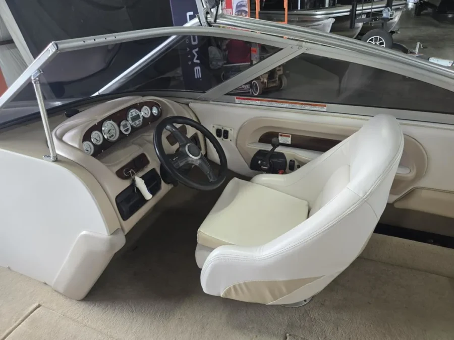 2000-mastercraft-maristar-230-139406-image4.webp