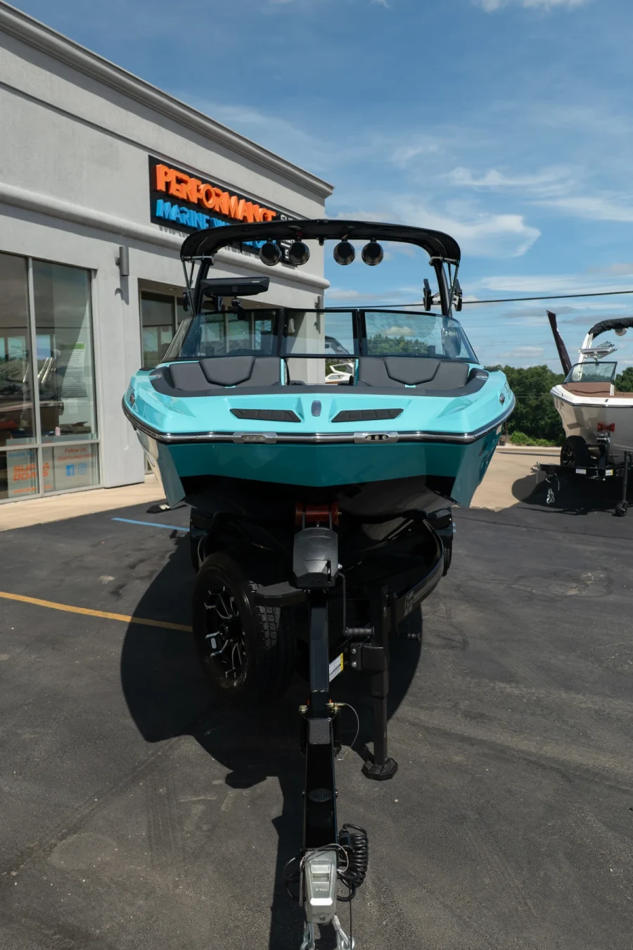 2026-mastercraft-xt24-139418-image10.webp