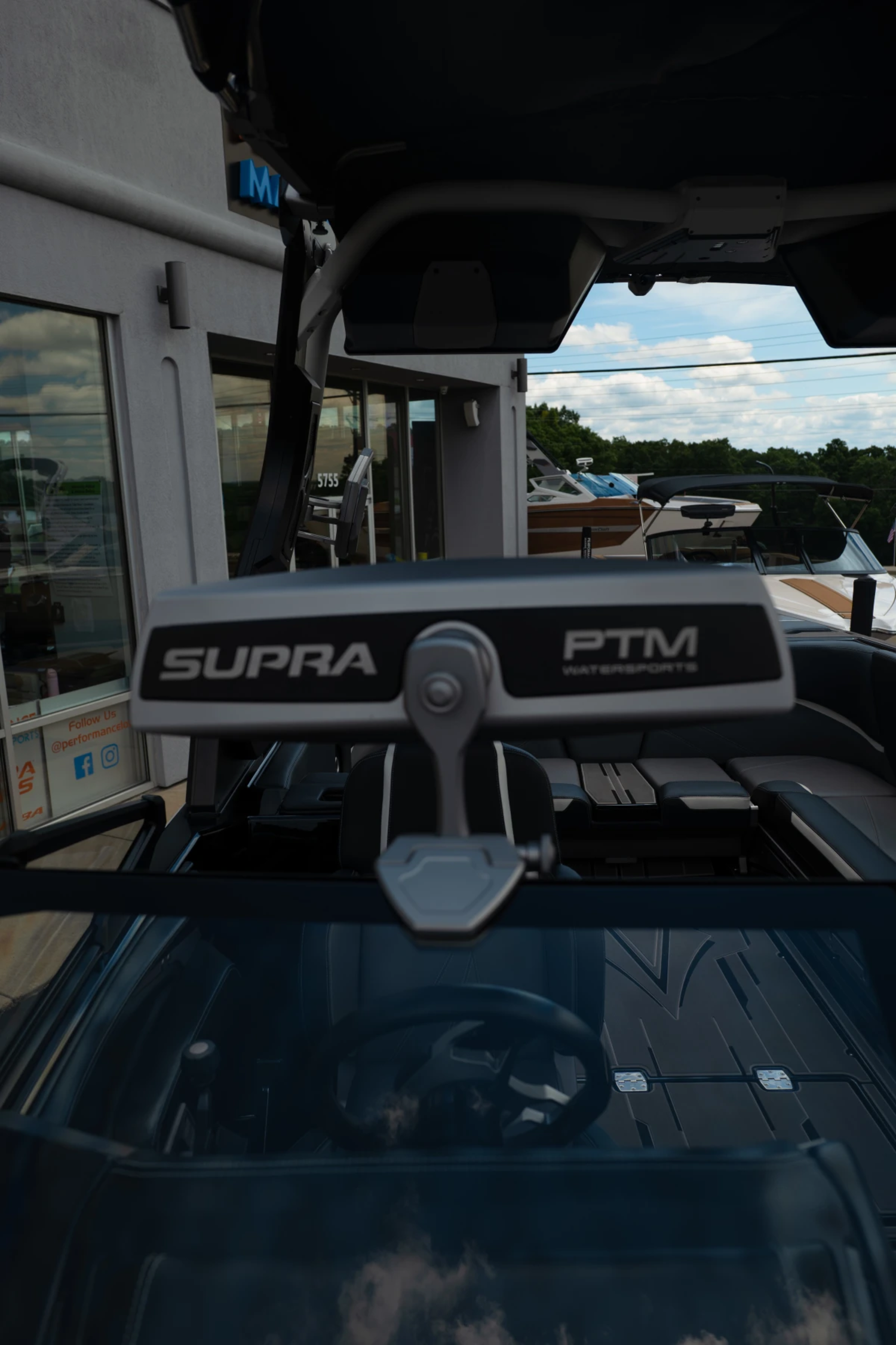 2024 SUPRA SL450 ONLY 47 HOURS SUPER CLEAN READY TO GO