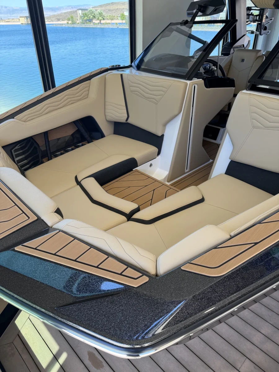 2026-nautique-g23-139430-image3.webp