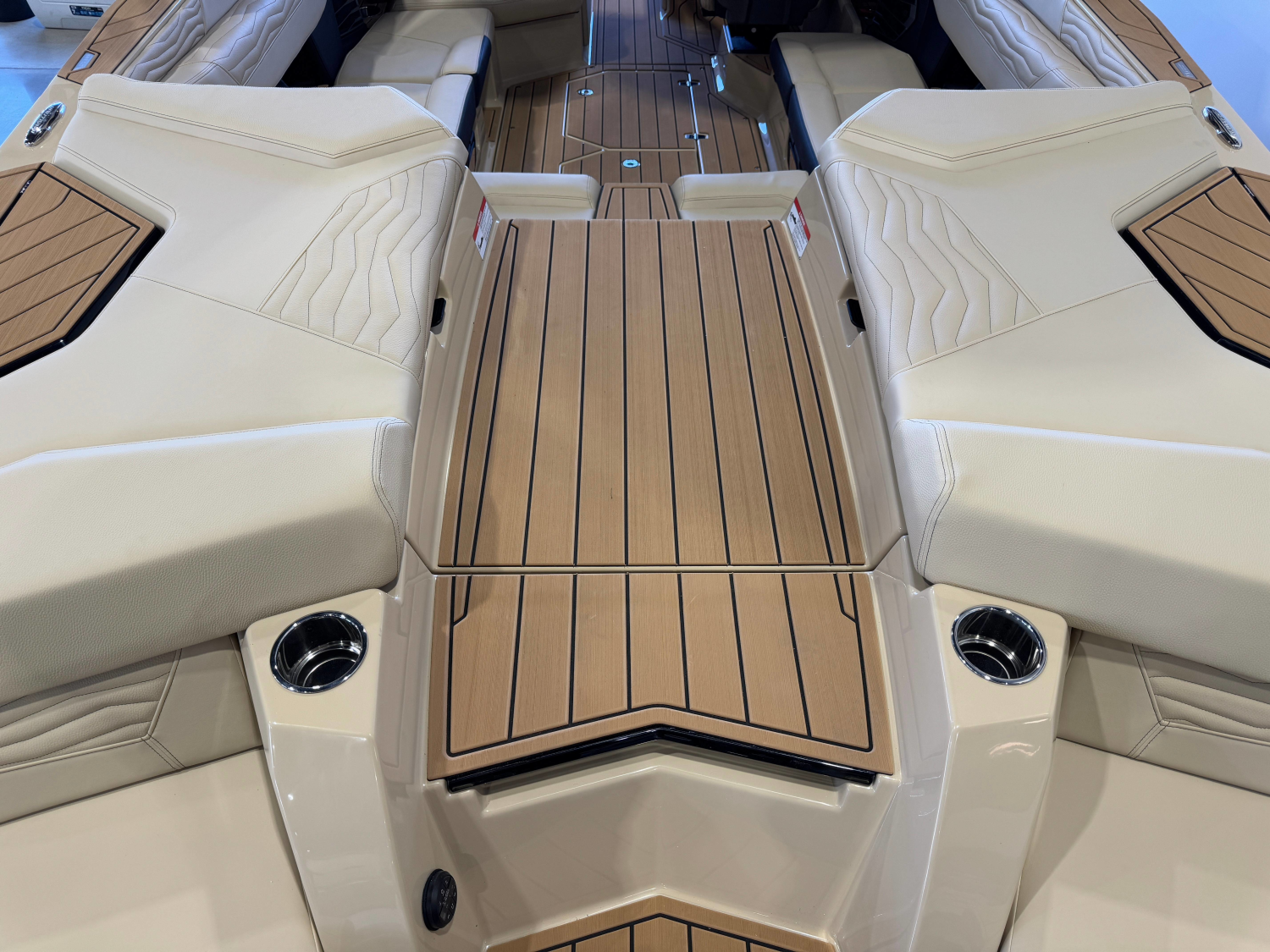 2025 Nautique Super Air Nautique G23
