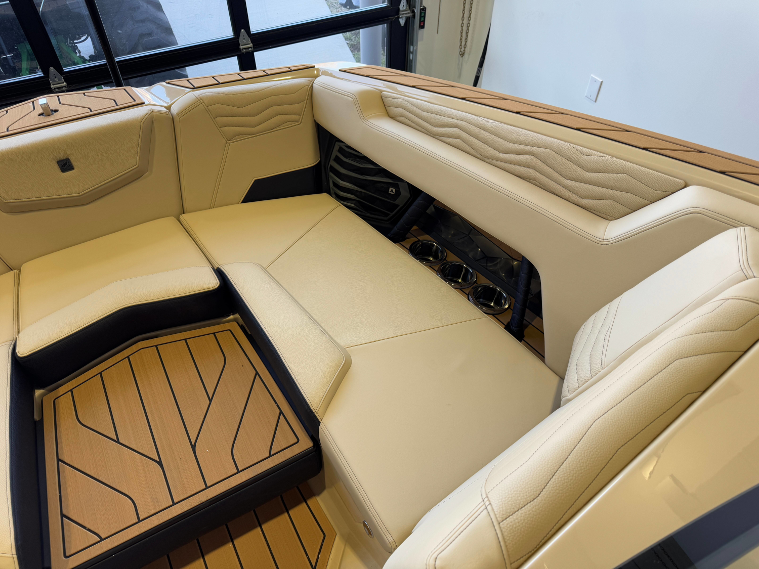 2025 Nautique Super Air Nautique G23