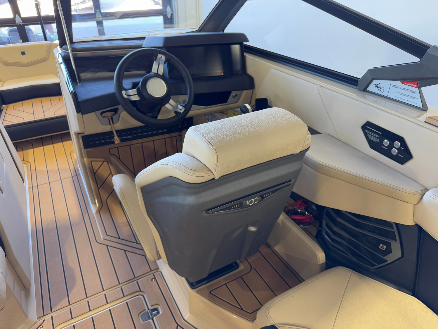 2025 Nautique Super Air Nautique G23
