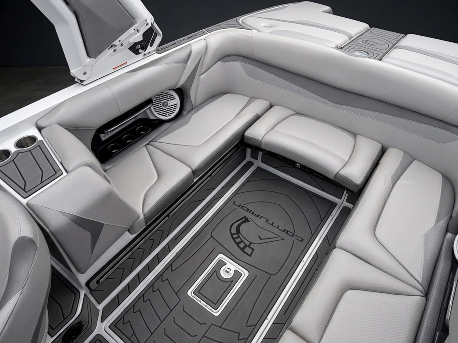 2019 Centurion Boats Ri237