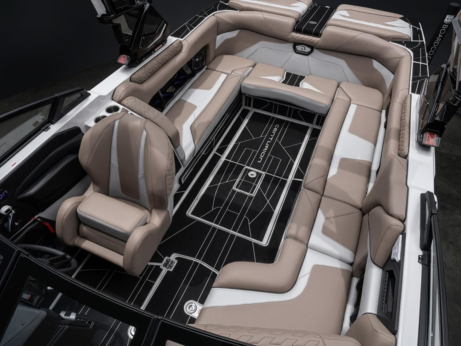 2026 Centurion Boats Ri245