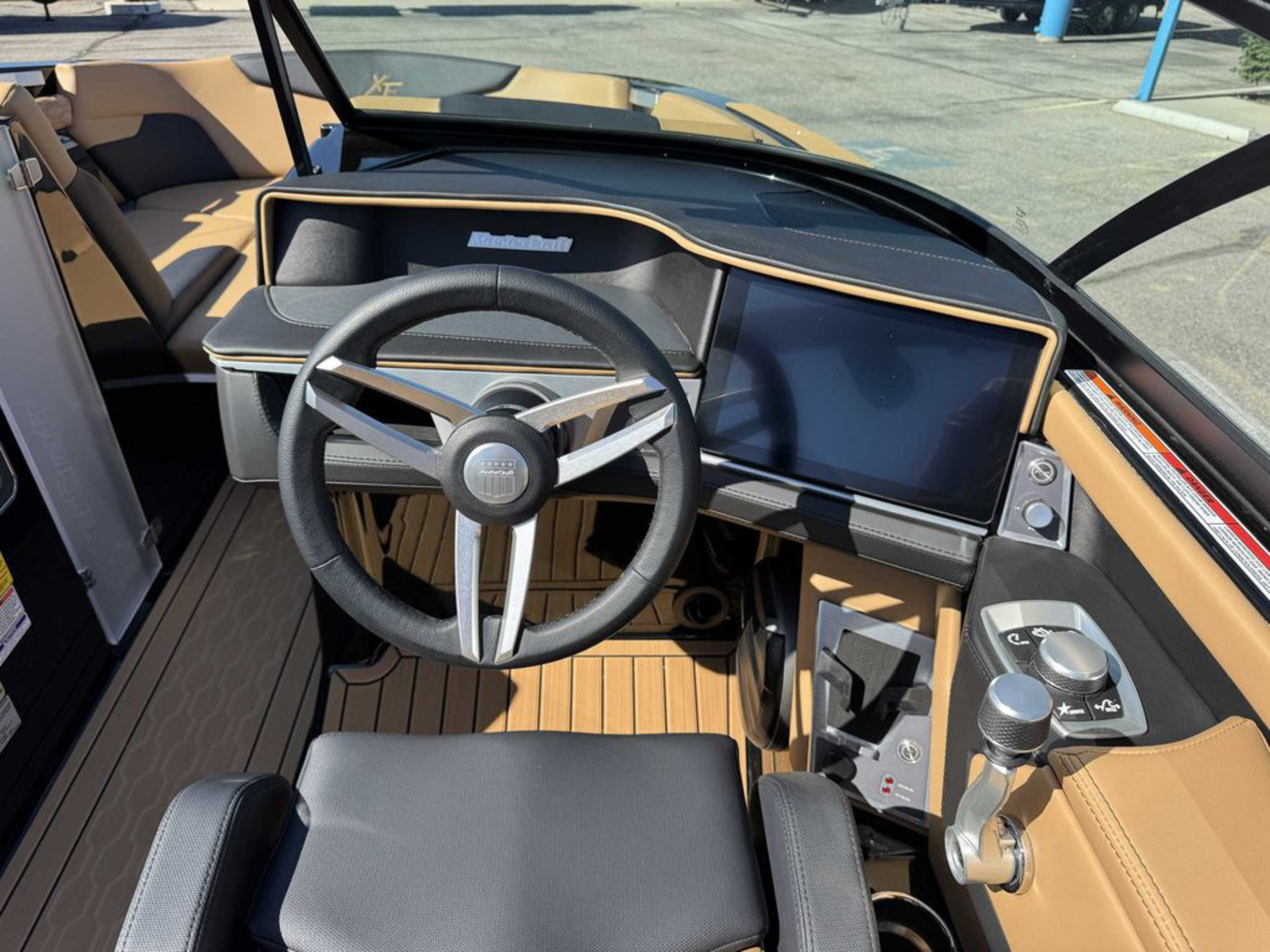 2026 Mastercraft XT22