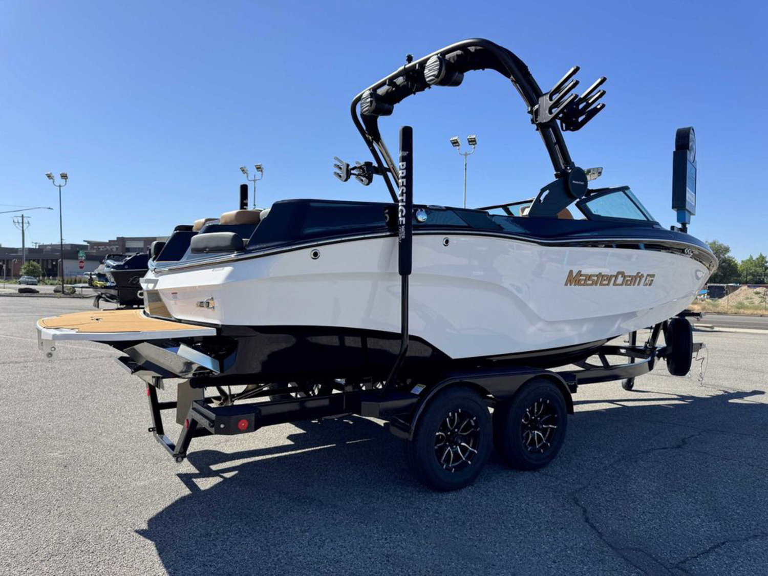 2026 Mastercraft XT22