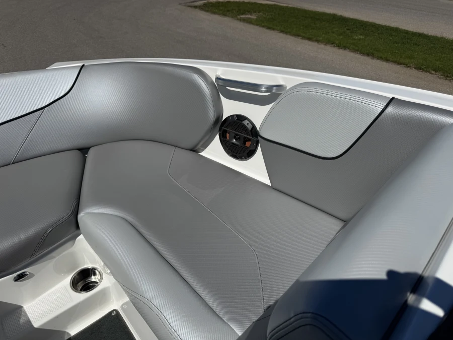 2018-mastercraft-nxt22-139458-image10