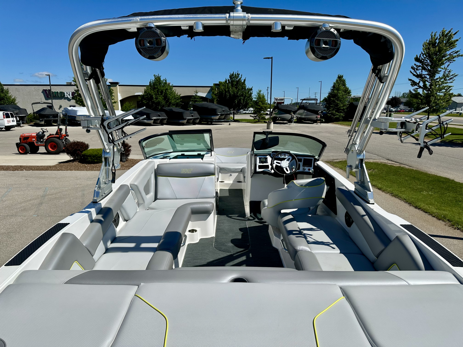 2019 MasterCraft NXT22