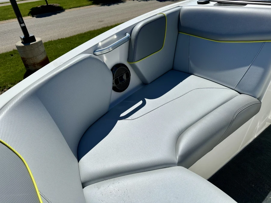2019-mastercraft-nxt22-139459-image7
