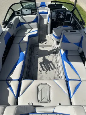 2019-supra-sl-139460-image8
