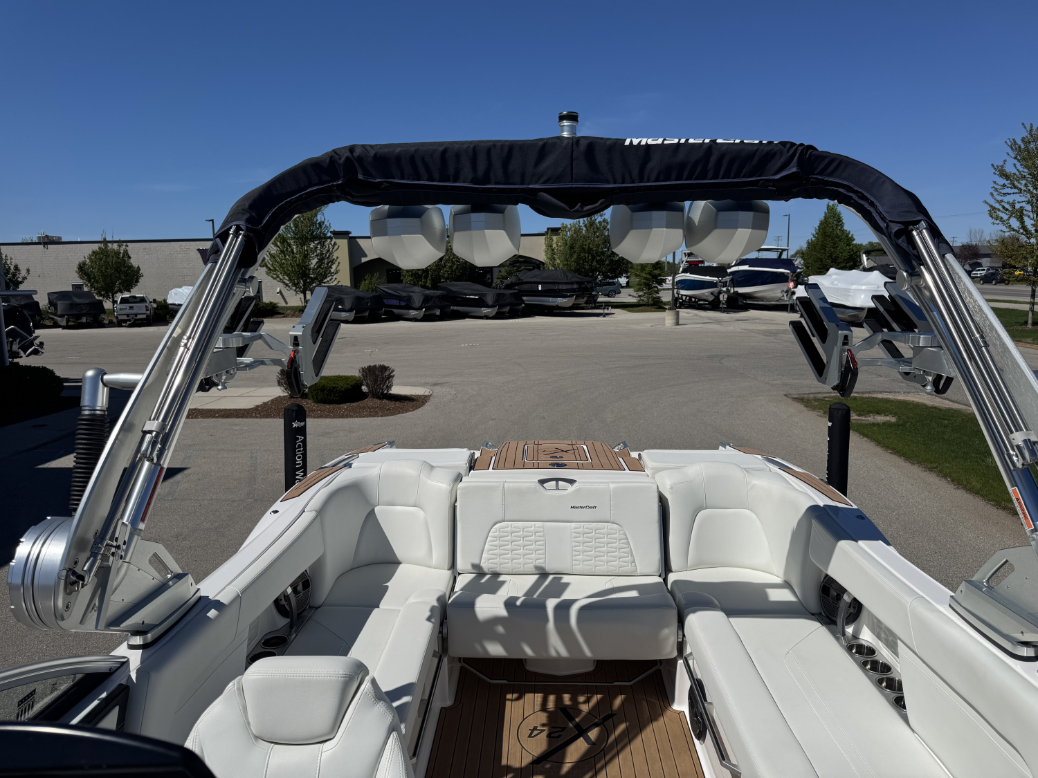 2021 MasterCraft X24