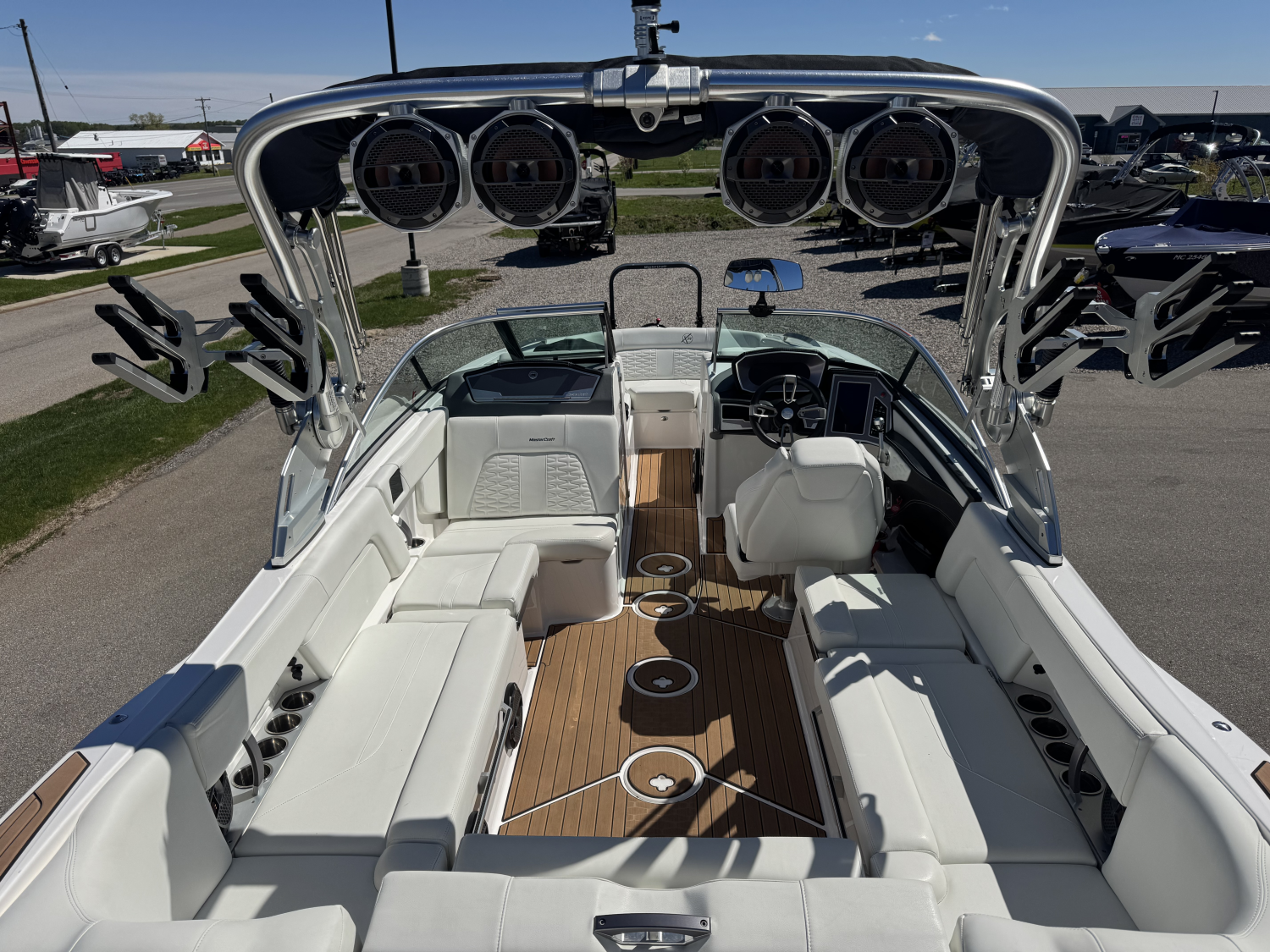 2021 MasterCraft X24