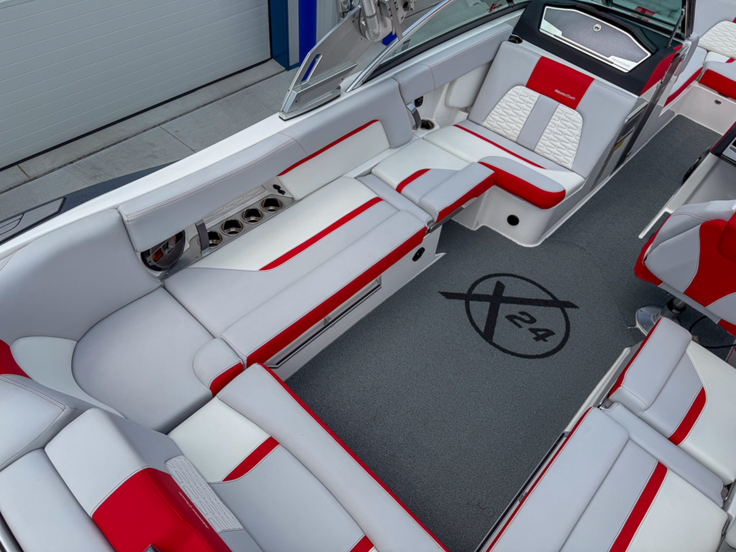 2020 MasterCraft X24