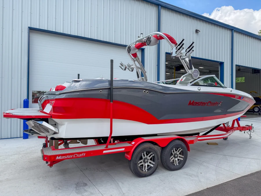 2020-mastercraft-x24-139464-image3