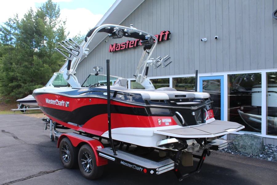 2017-mastercraft-xt20-139465-image20