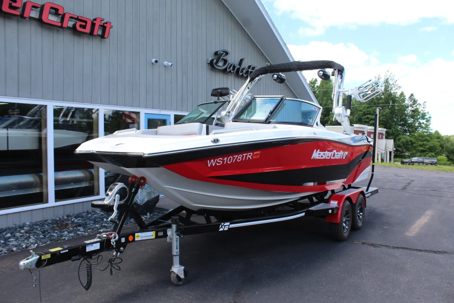 2017-mastercraft-xt20-139465-image21