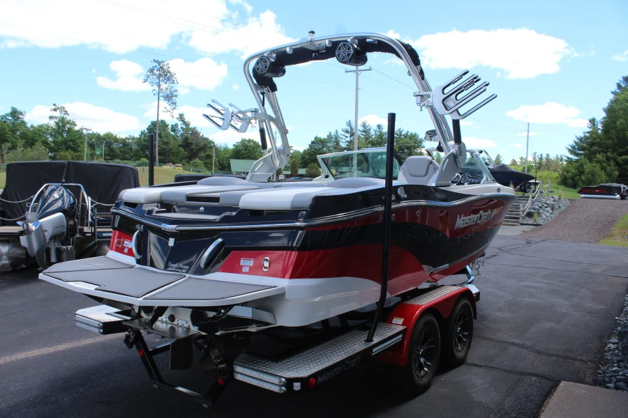 2017-mastercraft-xt20-139465-image23