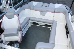 2017-mastercraft-xt20-139465-image30