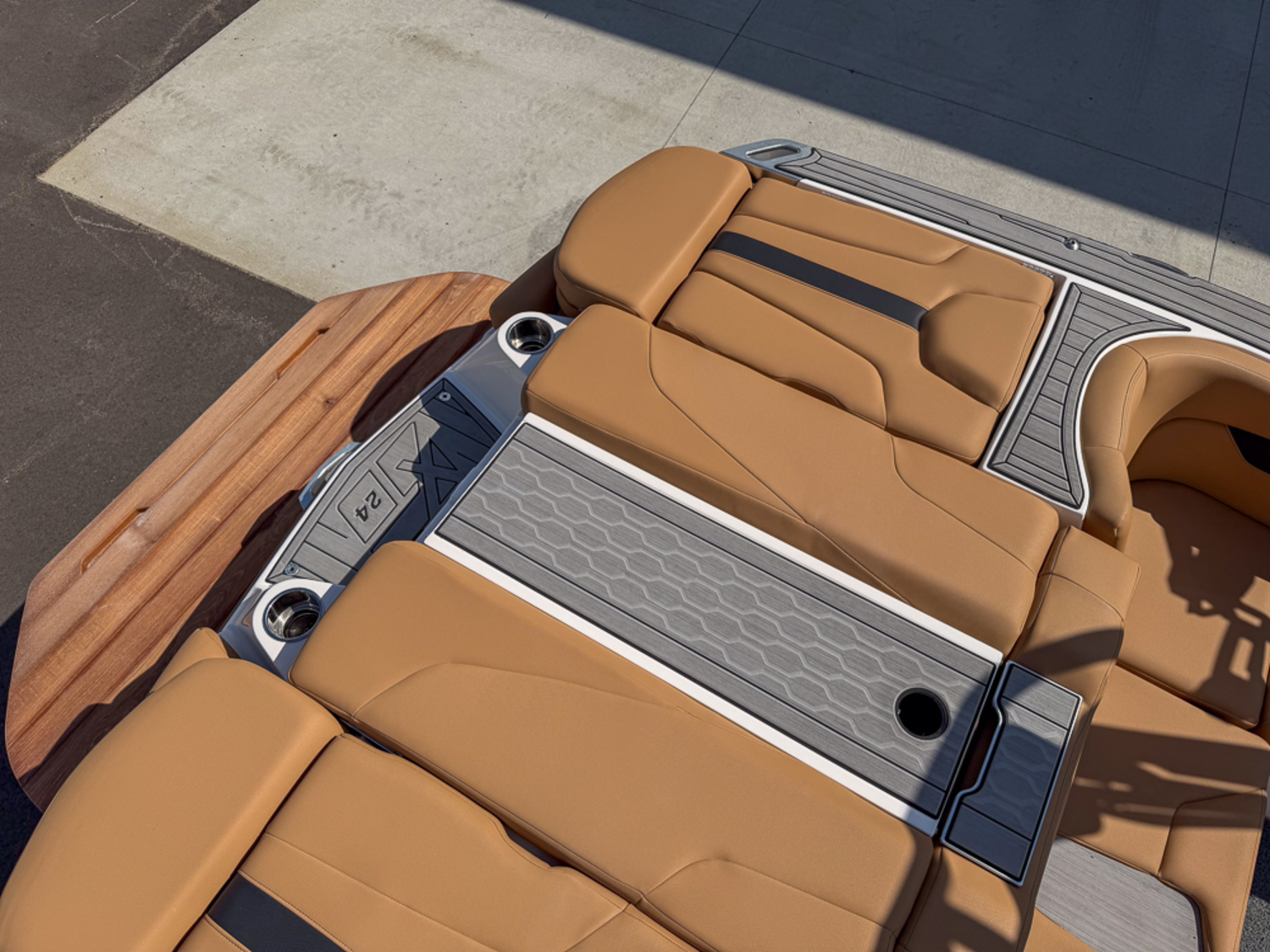 2022 MasterCraft XT24
