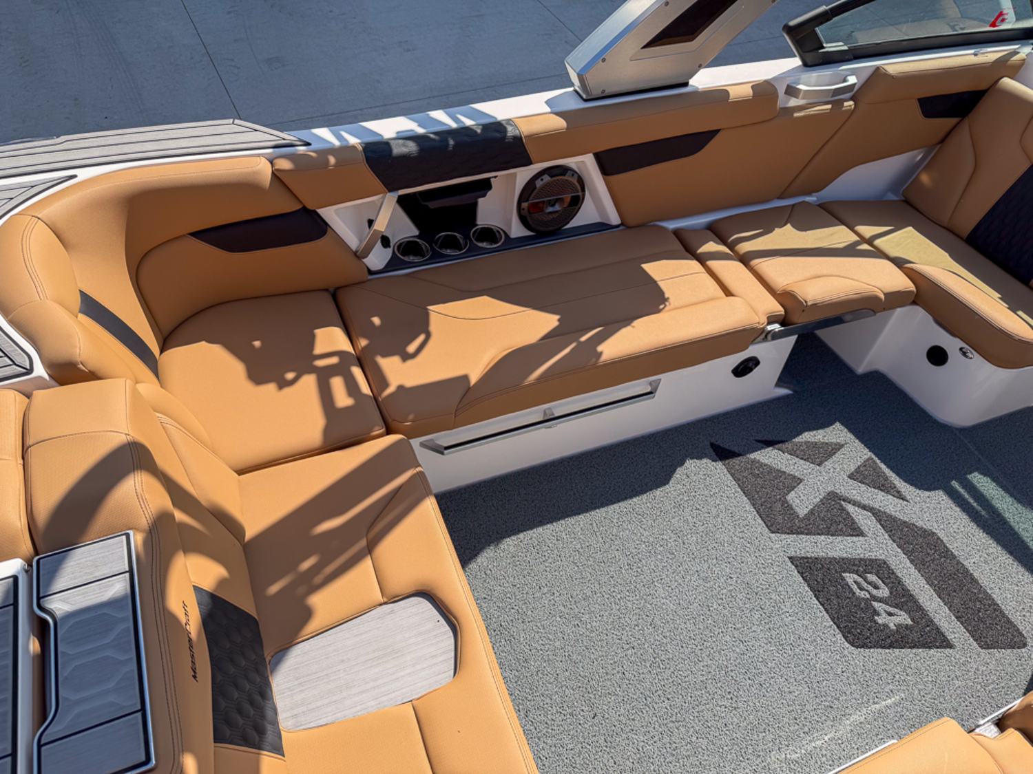 2022 MasterCraft XT24