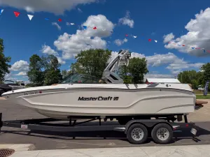 2022-mastercraft-xt24-139466-image1