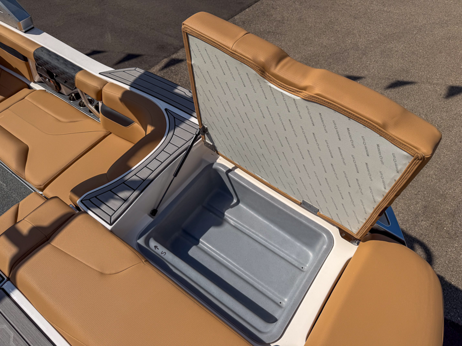 2022 MasterCraft XT24
