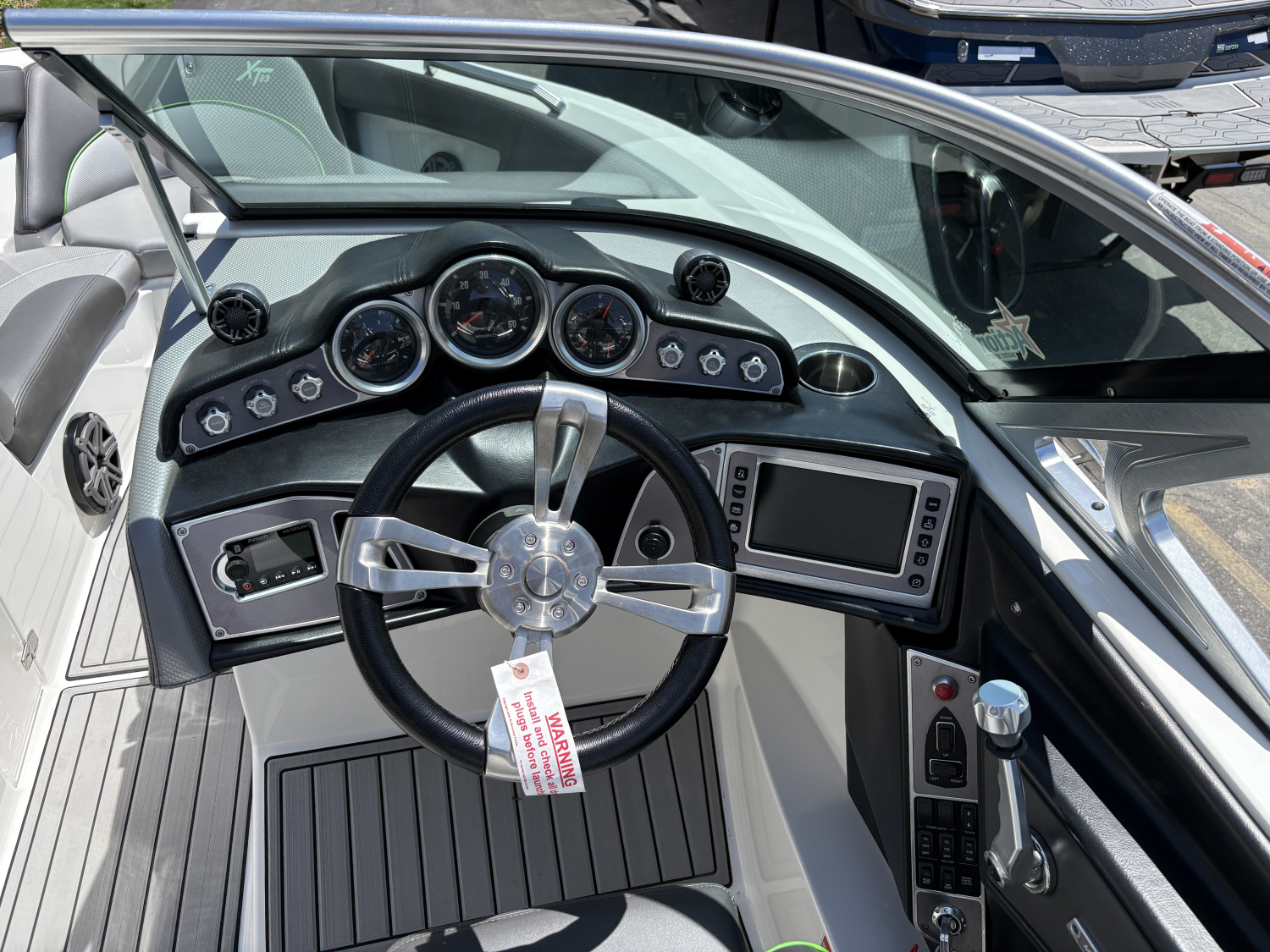 2017 MasterCraft XT23