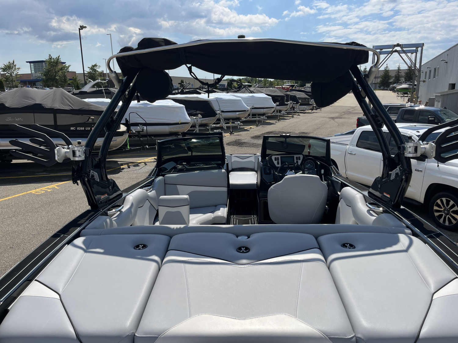 2021 Supreme ZS212