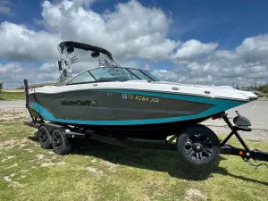 2019-mastercraft-xt22-139472-image11