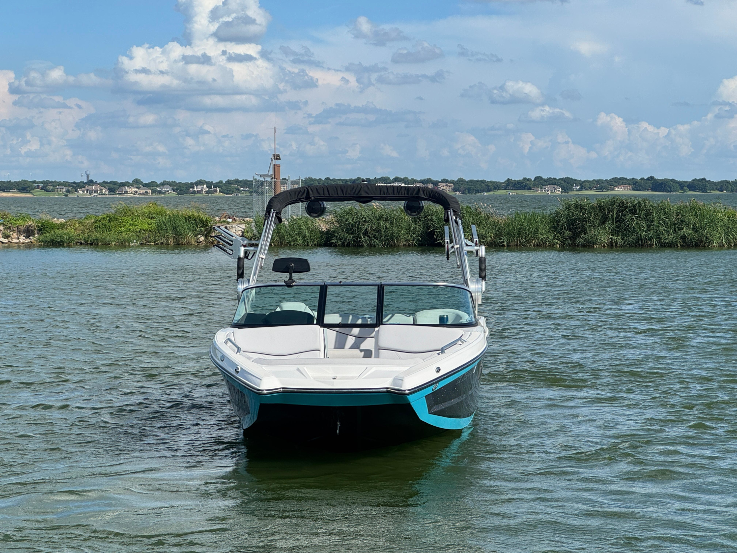 2019 MasterCraft XT22