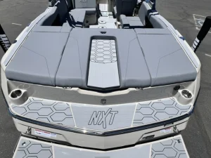 2026-mastercraft-nxt22-139473-image10