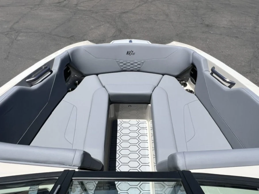 2026-mastercraft-nxt22-139473-image17