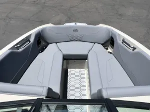2026-mastercraft-nxt22-139473-image17