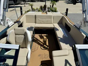 2027-mastercraft-nxt23-139475-image8