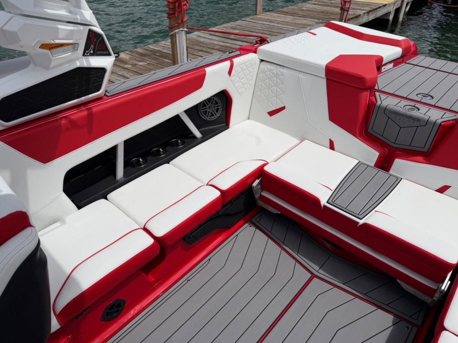 2026 Nautique GS22