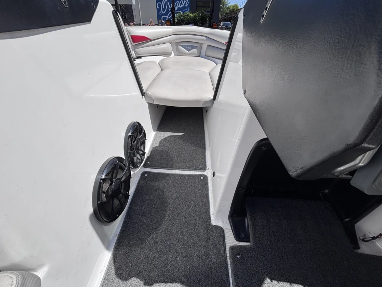 2015 Axis A22