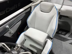2020-mastercraft-xt23-139015-image12