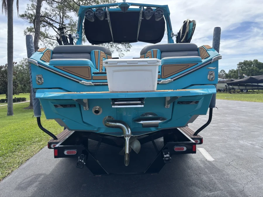 2022-nautique-g23-139493-image3.webp