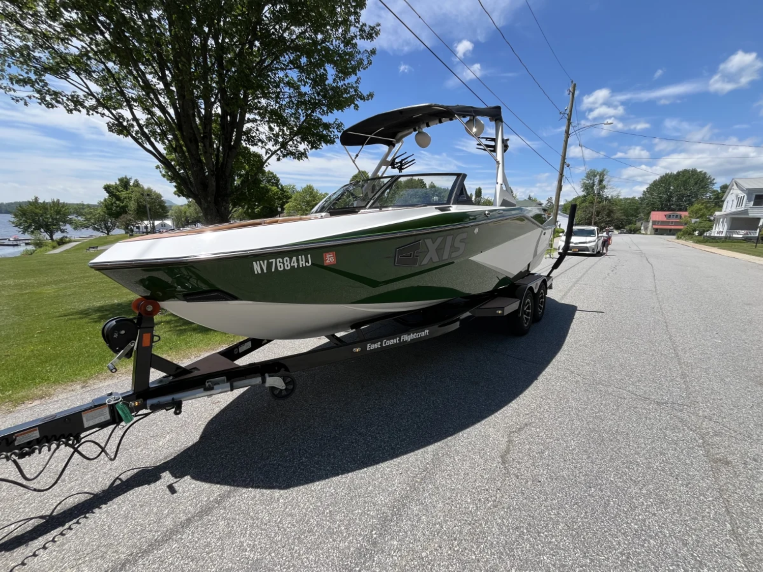 2022 Axis Wake Research T220