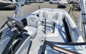 2024-malibu-wakesetter-vtx-139505-image13.webp